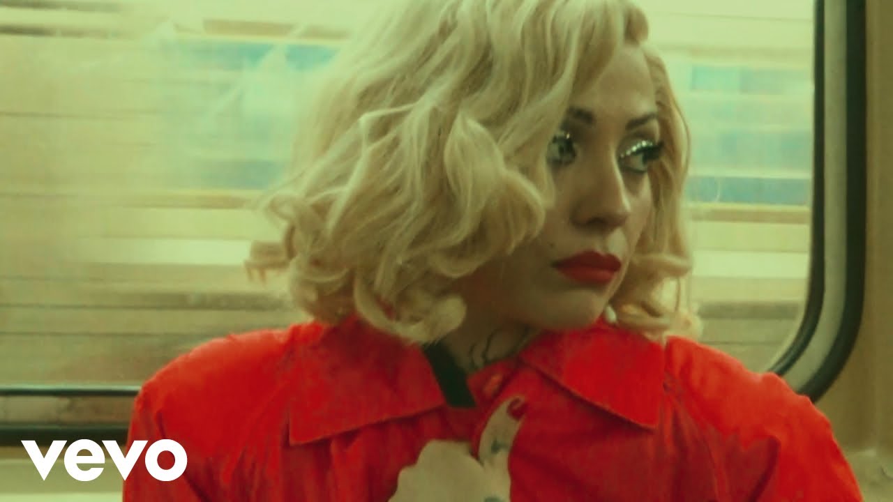 mon laferte femme fatale officia